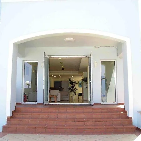 Marianthi Agioi Apostoli (Crete)